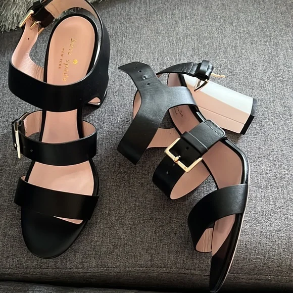 kate spade | Shoes | Boutique Item Not Outlet Kate Spade  Boutique item not outlet Kate spade black w/white heels main image 0